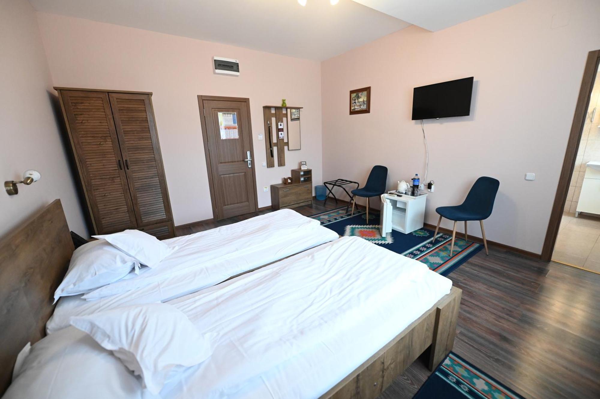 Conacul Domnesc Hotell Scheia Eksteriør bilde