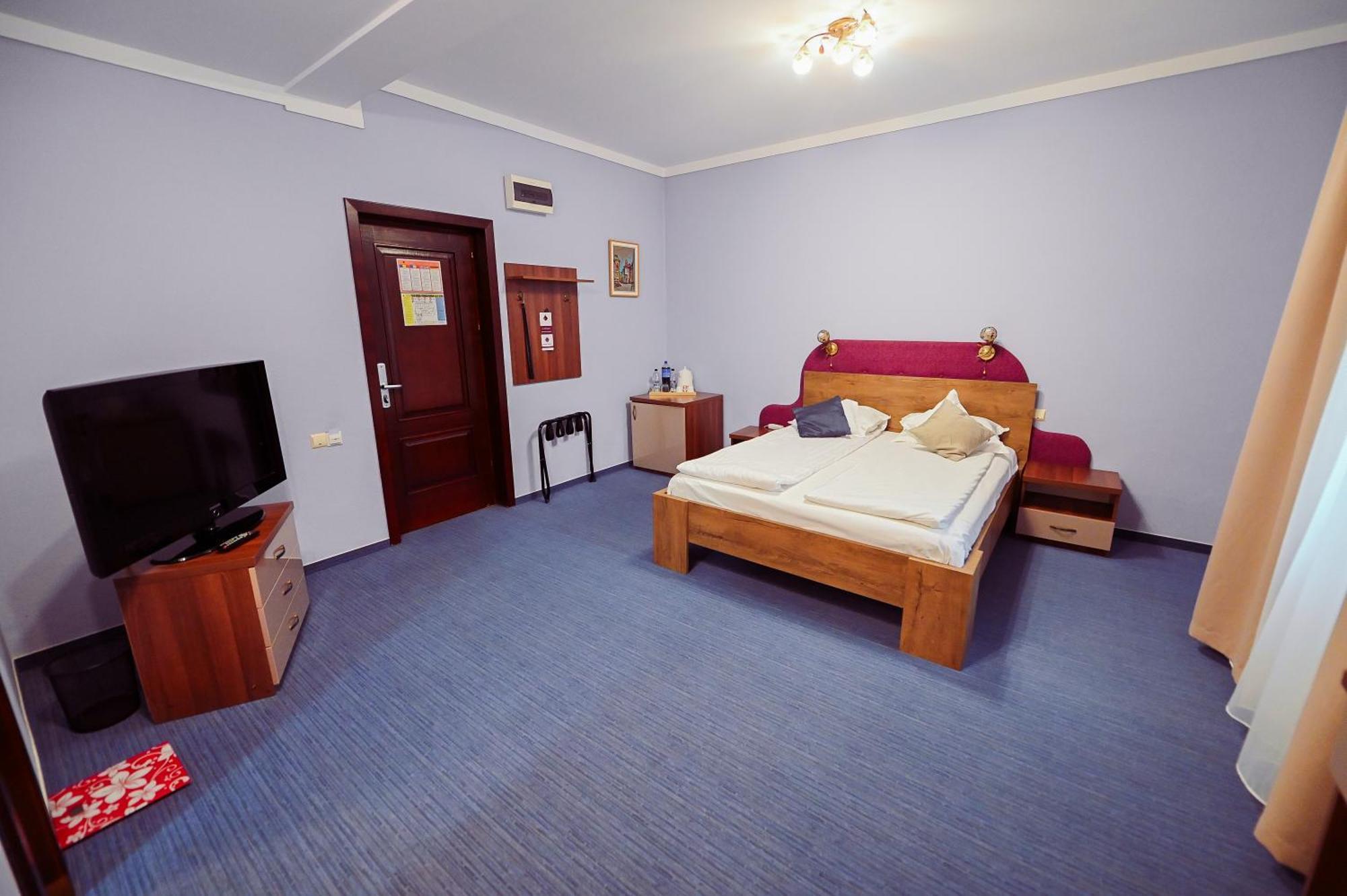 Conacul Domnesc Hotell Scheia Eksteriør bilde